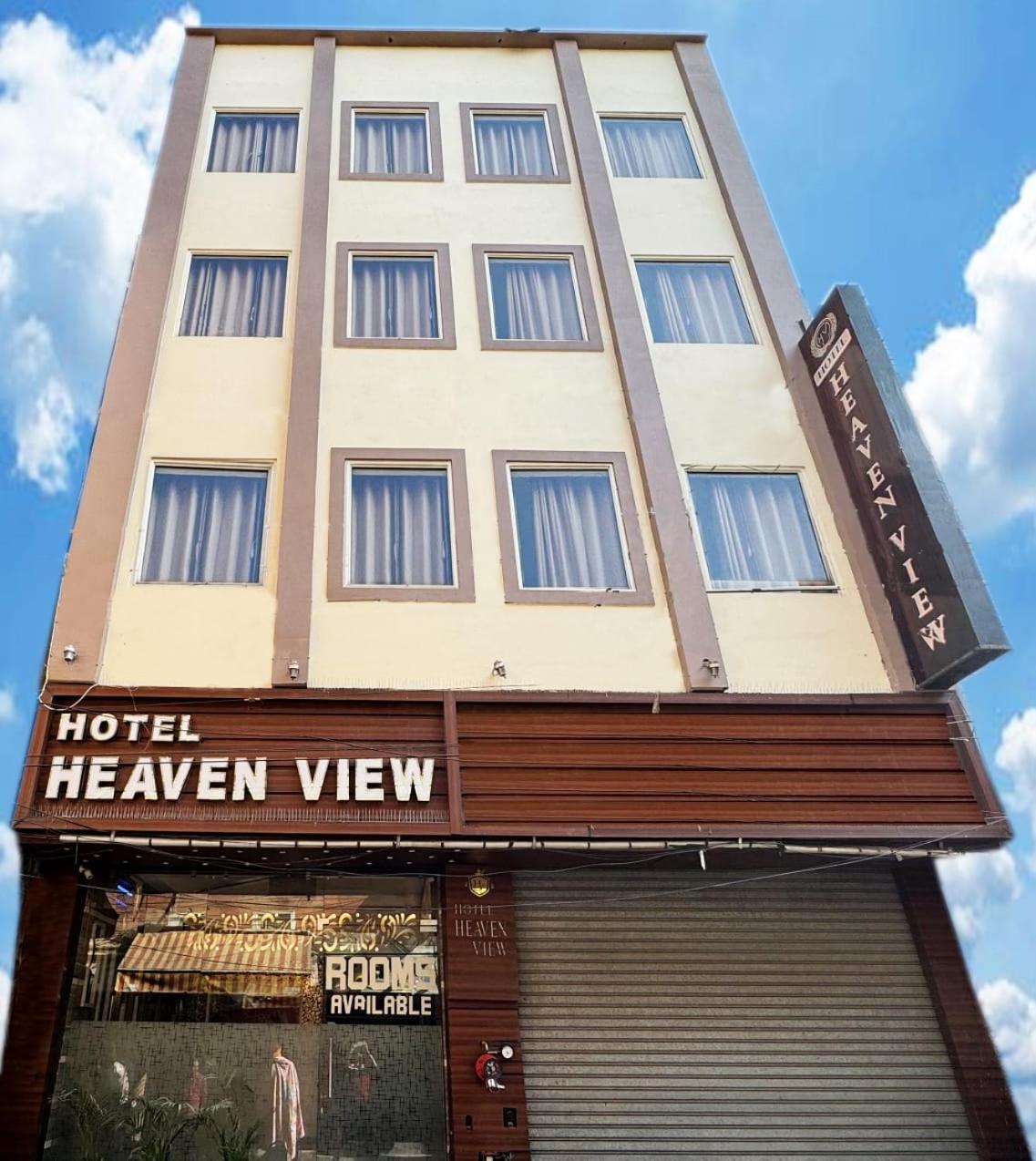 Hotel Heaven View - 50M From Golden Temple Amritsar Bagian luar foto
