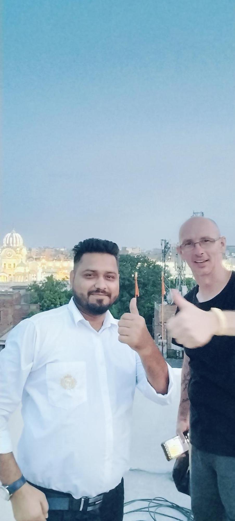 Hotel Heaven View - 50M From Golden Temple Amritsar Bagian luar foto